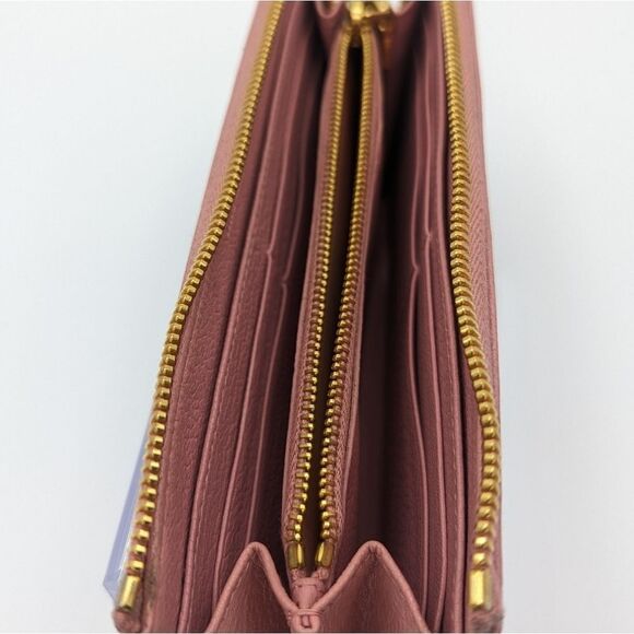Miu Miu Pink Zip Wallet - Picture 5 of 15